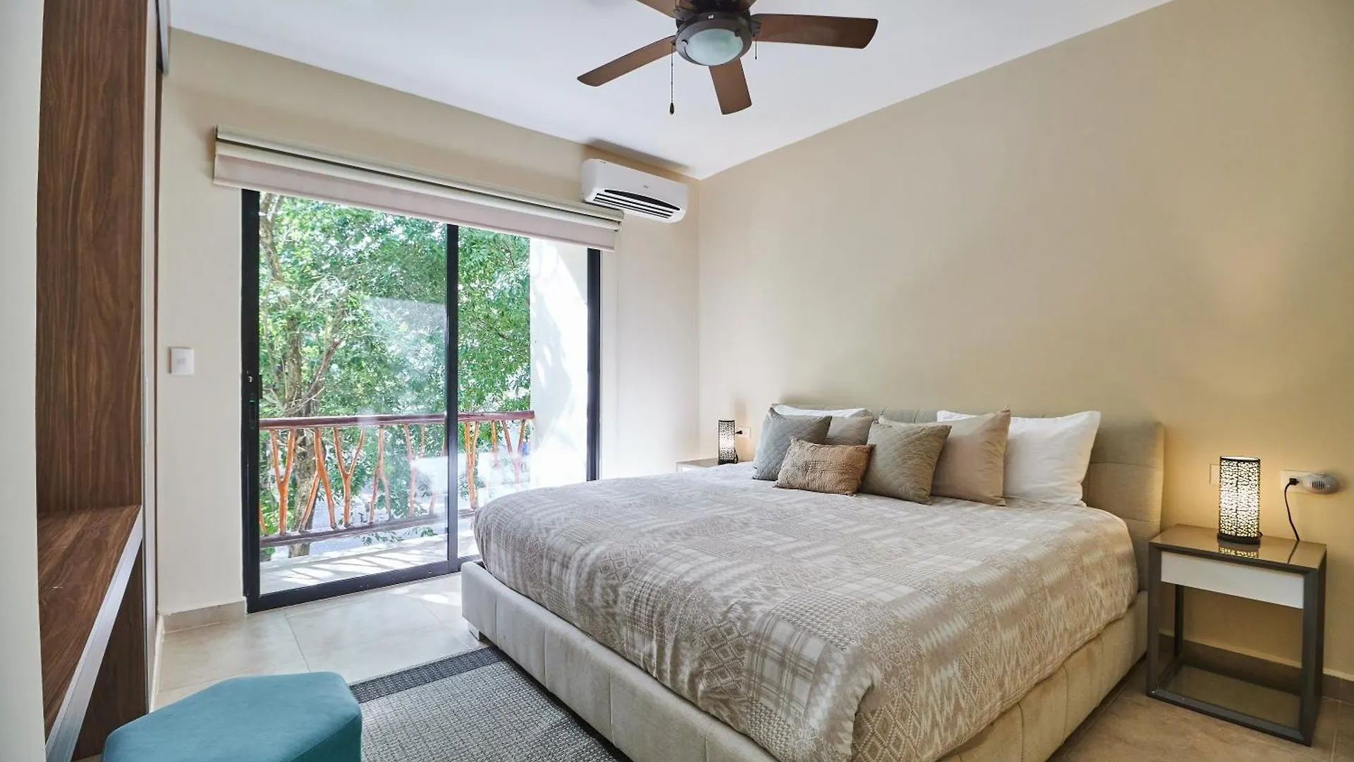 Dorian Gray - Pool & Beach Club Access & 300Mbps Wifi Apartment Tulum 0*,  Mexico